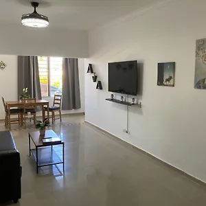 https://lovely-apartment-10-mins-away-from-airport.comcaribbean.com